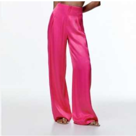 Zara Pants - Zara bright pink high waisted, wide leg, soft pants size M great condition used